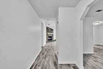 1237 Rhonda Dr in Niceville, FL - Building Photo - Building Photo