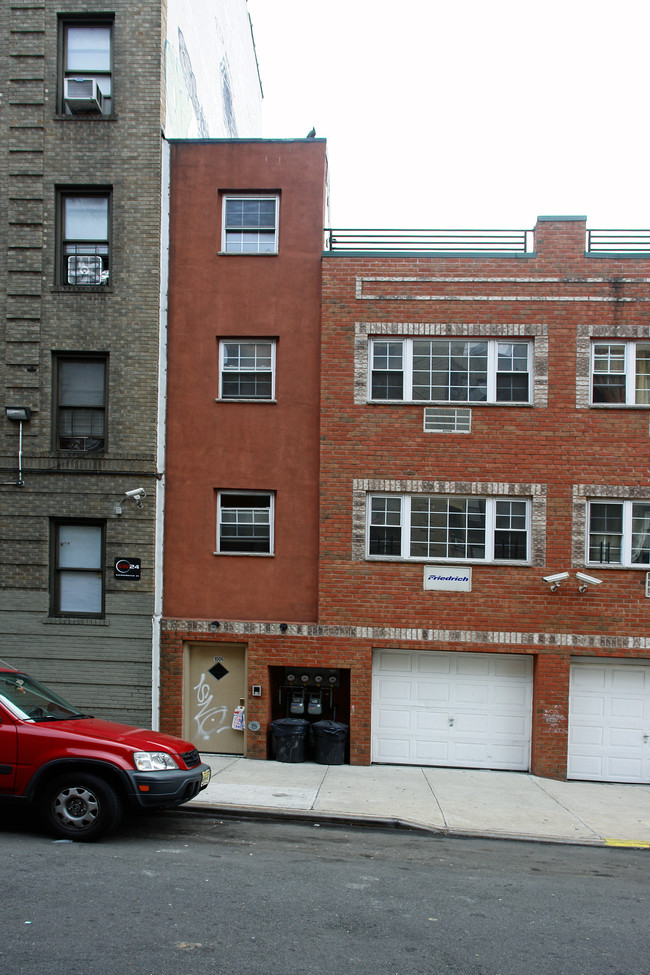 1006 Boynton Ave in Bronx, NY - Building Photo - Building Photo