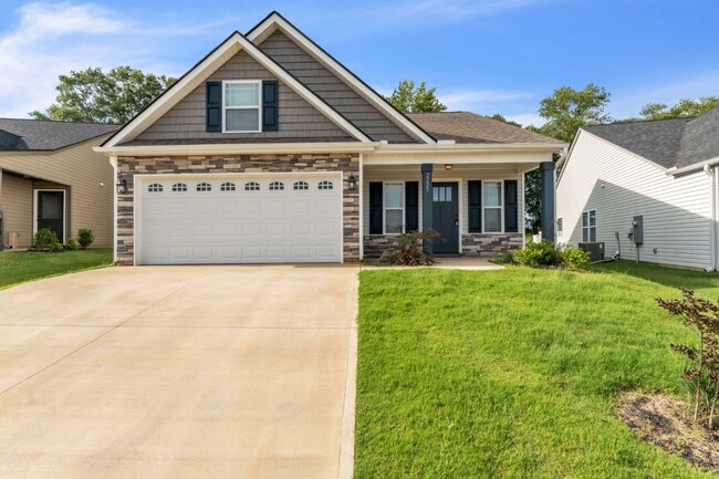 property at 2225 Davenport Ct