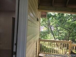 12 Logan St, Unit 2 in Boston, MA - Building Photo - Building Photo