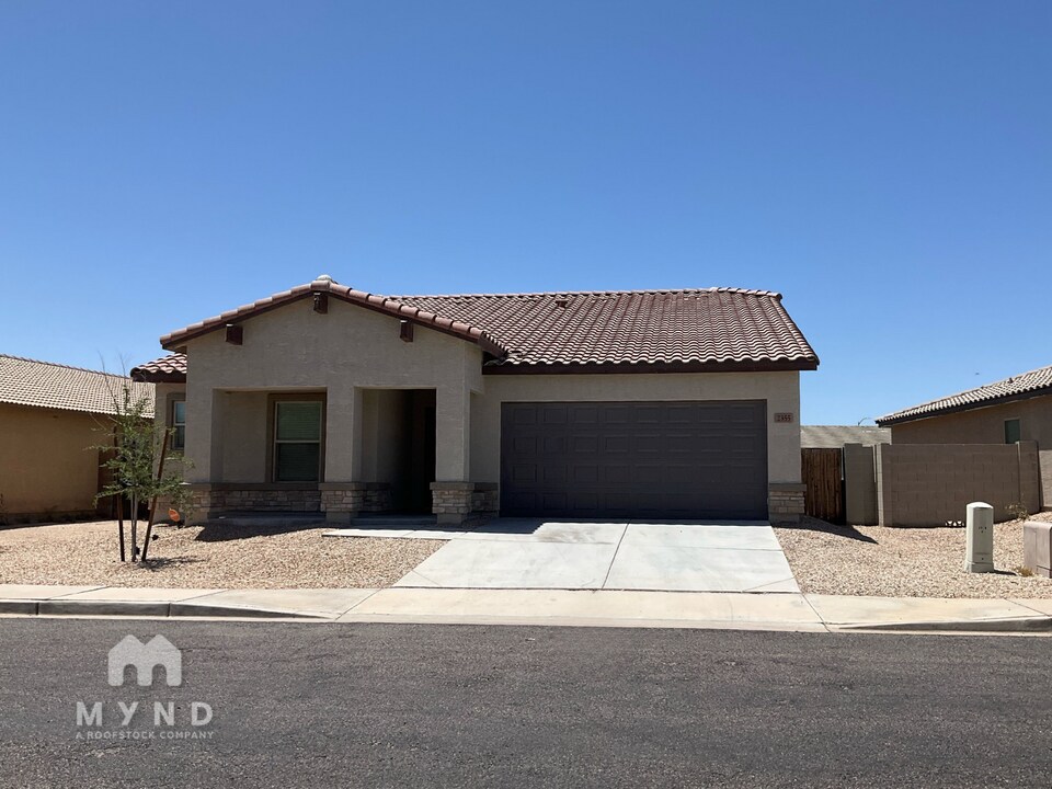 2355 Oakmont Ln in Casa Grande, AZ - Building Photo