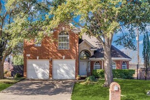 2655 Lakeforest Ct in Dallas, TX - Building Photo
