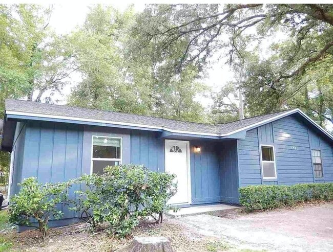 property at 1901 Crosby Ct