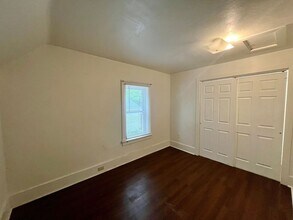 711 Adler Rd-Unit -#A ( Upper ) in Marshfield, WI - Building Photo - Building Photo