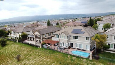 5637 Saddle Creek Terrace in Dublin, CA - Building Photo - Building Photo
