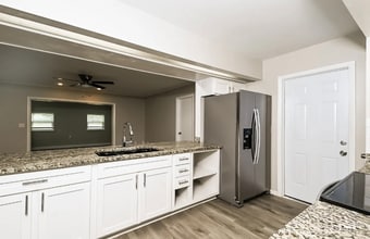 4634 Valley View Dr W in Lakeland, FL - Building Photo - Building Photo