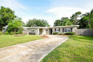 3451 Australian Cir in Winter Park, FL - Building Photo