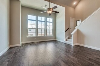 1044 Manacor Ln in Dallas, TX - Building Photo - Building Photo