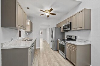 1130 Brabec St in Pittsburgh, PA - Building Photo - Building Photo