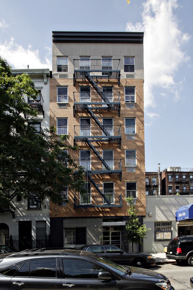 410 E 11th St in New York, NY - Building Photo - Building Photo