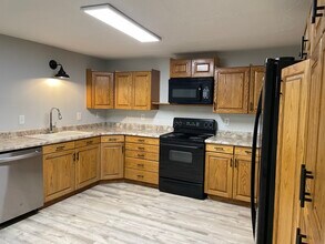 2946 Scandia Way in Cottonwood Heights, UT - Building Photo - Building Photo