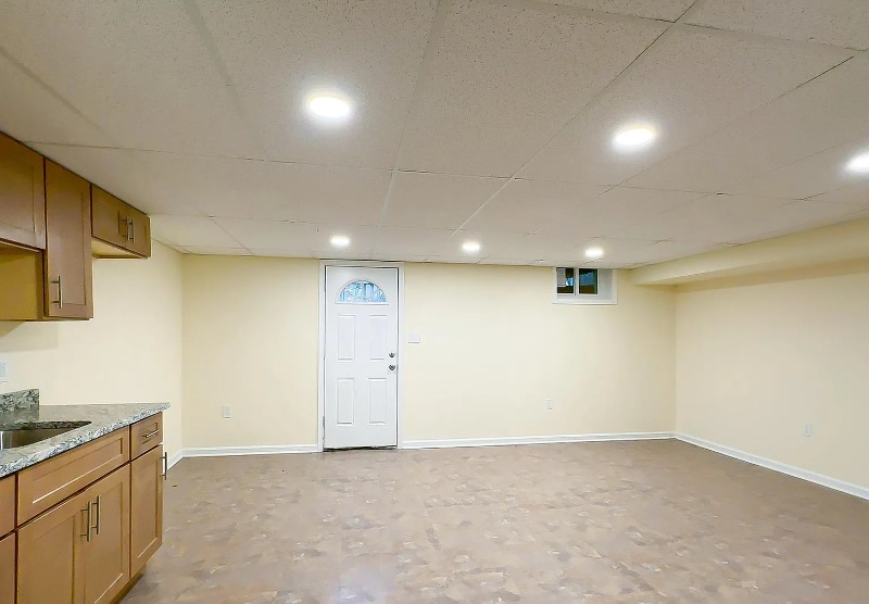 14649 London Ln in Bowie, MD - Building Photo