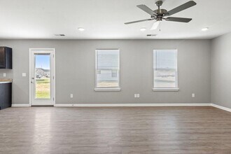 8001 Driftwood Lp in Richmond, KY - Building Photo - Building Photo