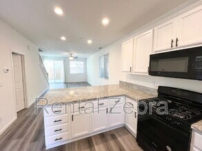1487 Bianchi Ln in Merced, CA - Building Photo - Building Photo