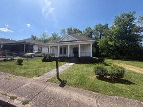 2104 Laura St in Chattanooga, TN - Building Photo - Building Photo