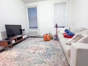 553 Undercliff Ave in Edgewater, NJ - Building Photo - Building Photo