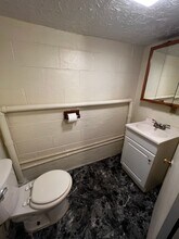 428 7th St in Moline, IL - Building Photo - Building Photo