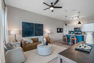 Cortland Riverview in Riverview, FL - Building Photo