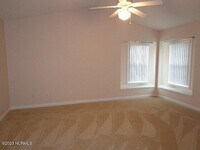 331 Richmond Dr photo'