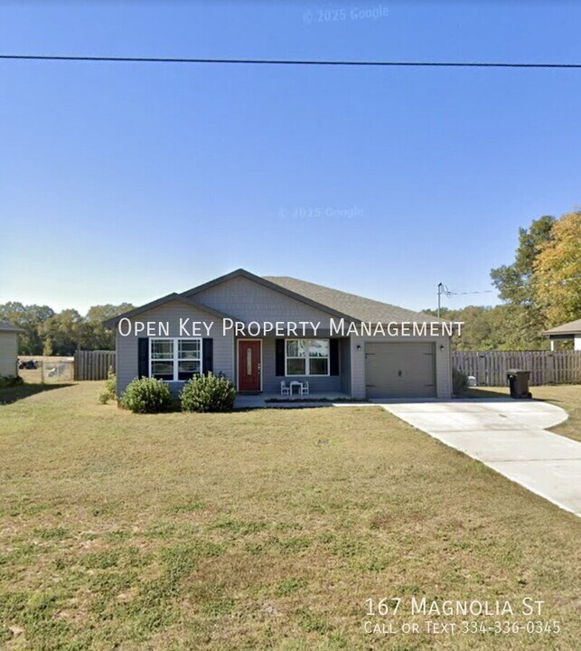 167 Magnolia St in Midland City, AL - Building Photo