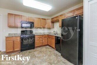 125 S Orchard Dr in Bolingbrook, IL - Building Photo - Building Photo