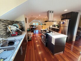 301 Washington St, Unit 3 in Quincy, MA - Building Photo