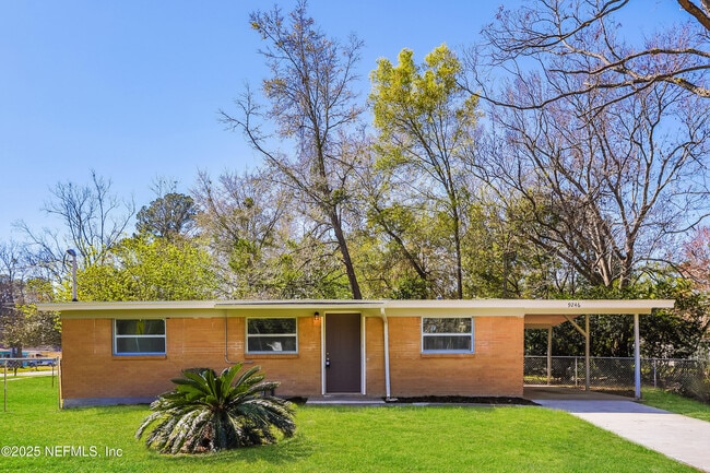 9246 Spottswood Rd in Jacksonville, FL - Building Photo - Building Photo