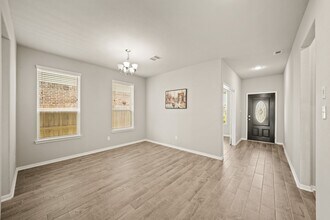 32407 Dew Crest St in Brookshire, TX - Building Photo - Building Photo