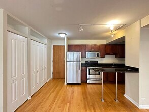 4180 N Marine Dr in Chicago, IL - Building Photo - Building Photo