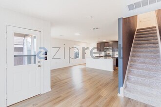 12104 Scarlet Sleeve Wy in Austin, TX - Building Photo - Building Photo