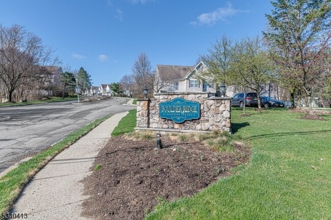 property at 902 Wendover Ct