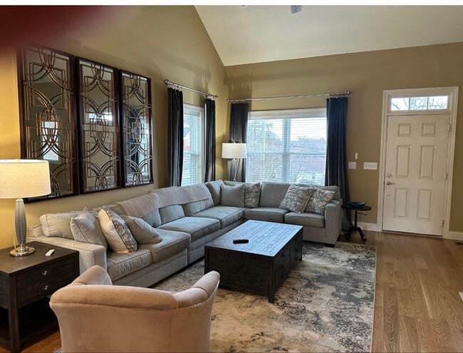 property at 3202 Glencliff Rd