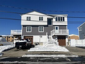 50 Florence Ave in Freeport, NY - Building Photo