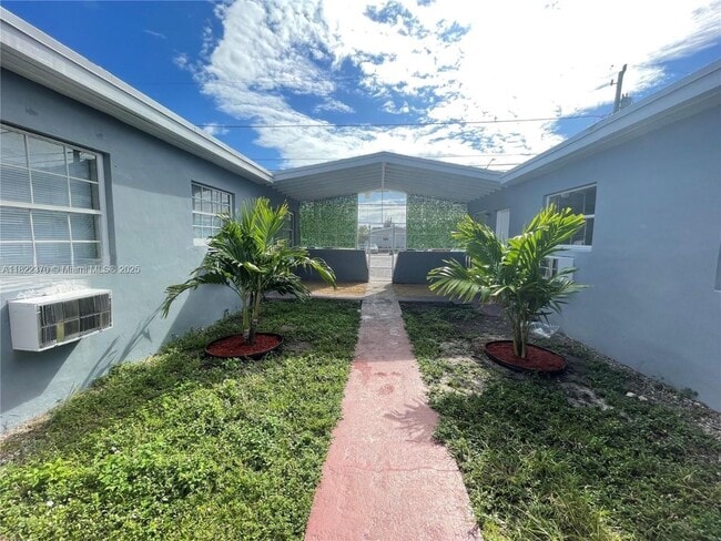 1777 Ali Baba Ave in Opa Locka, FL - Building Photo - Building Photo