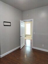 37 Holland Pl in Buffalo, NY - Building Photo - Building Photo