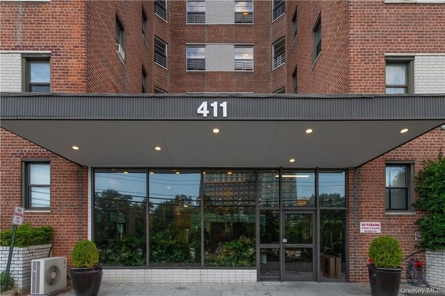 property at 411 Bronx River Rd