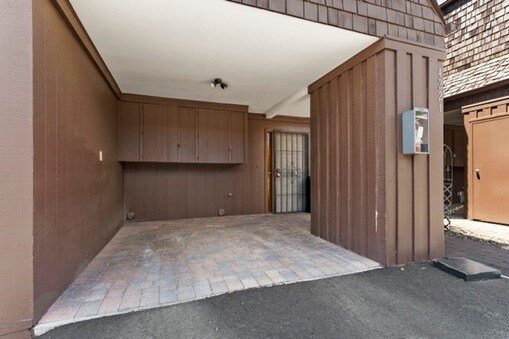 4221 Baker Ln in Reno, NV - Building Photo