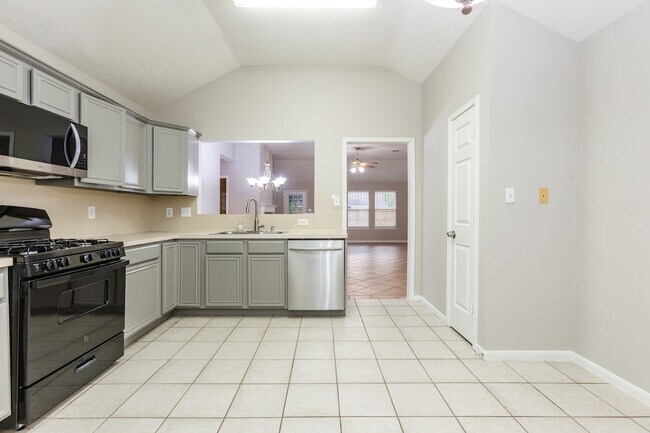 11727 Inga Ln in Houston, TX - Foto de edificio - Building Photo