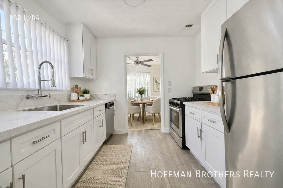 5318 Radford Ave in Los Angeles, CA - Building Photo