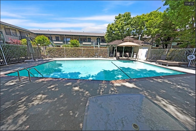 property at 2025 California St