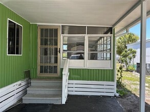 819 Mary St in Wildwood, FL - Building Photo - Building Photo