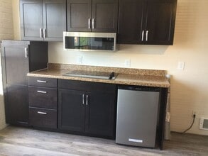 2808 Hoyt Ave in Everett, WA - Building Photo - Building Photo