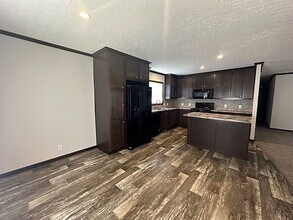 6655 Jackson Rd in Ann Arbor, MI - Building Photo - Building Photo