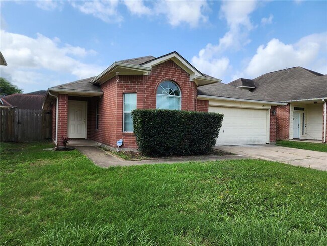 19611 Cypress Bough Dr in Katy, TX - Building Photo - Building Photo