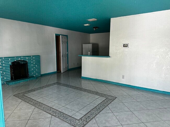 559 Dogwood Rd in West Palm Beach, FL - Building Photo - Building Photo