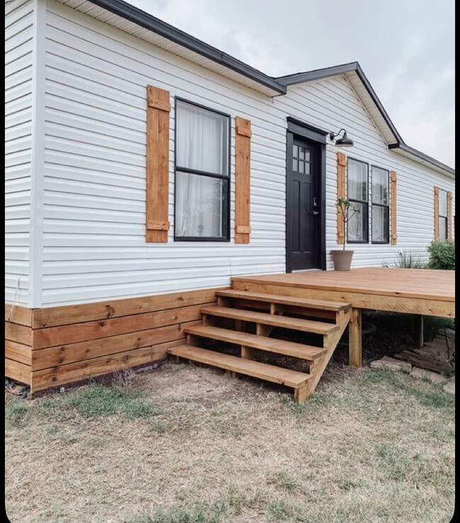 property at 132 Turner Ln