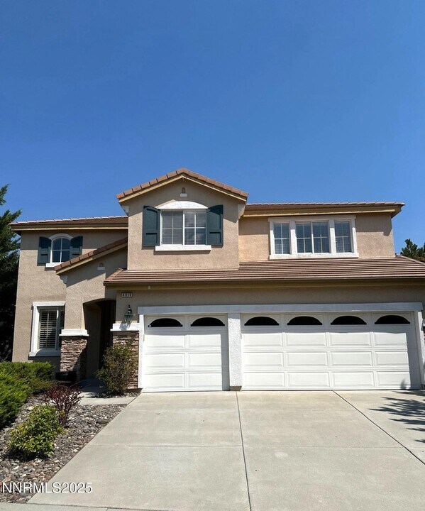 4910 Deer Pass Dr in Reno, NV - Building Photo