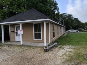 2606 Weller Ave in Baton Rouge, LA - Building Photo - Building Photo