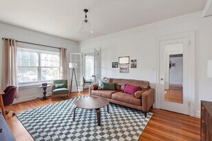 2015 NW Flanders St, Unit SI ID1471539P in Portland, OR - Building Photo