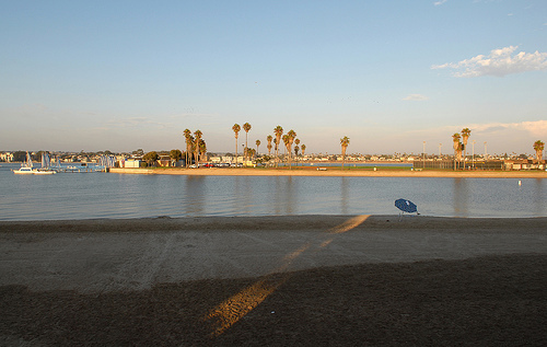 3750 Bayside Walk in San Diego, CA - Foto de edificio - Building Photo